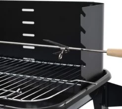 Verrijdbare Barbecue – Houtskool/Briketten - Verstelbare Grillplaat – Houten Tafel – Winscherm – Gewicht 5.9kg -Barbecues Verkoopwinkel 1200x1074