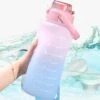Merkloos Waterfles 2 Liter - Motivatie Waterfles - Waterfles Met Rietje - 2 Liter Waterfles - 2 Liter Drinkfles - Sportfles - Waterfles Met Tijdmarkering - 2 Liter