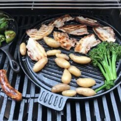 Chefs Cuisine Gietijzeren Grillpan - Grillpan Gietijzer - Gietijzer Bbq Grillpan - Gietijzeren Grillplaat - Pizzasteen - Plancha Gietijzer - Gietijzeren Bakplaat - Rond 36 Cm - Dubbelzijdig -Barbecues Verkoopwinkel 1200x1200 307