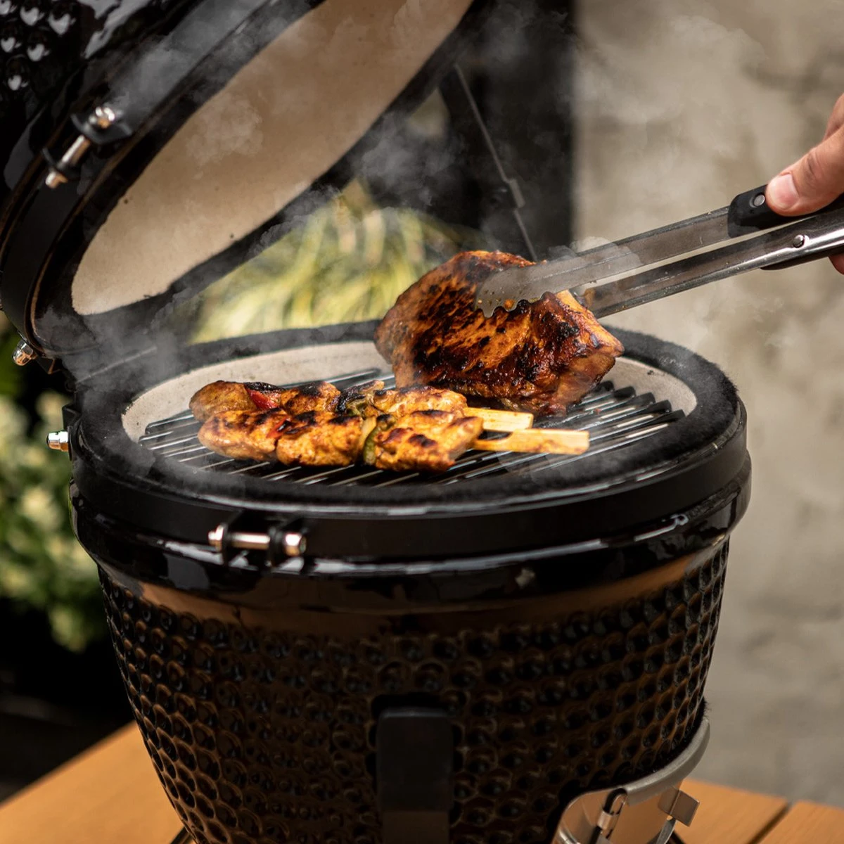 BluMill Kamado BBQ Egg - Kamado 13 Inch - Incl. Vlees Thermometer - Houtskoolbarbecues - Zwart - Ø 27cm 6 BluMill Kamado BBQ Egg - Kamado 13 Inch - Incl. Vlees Thermometer - Houtskoolbarbecues - Zwart - Ø 27cm - Afbeelding 6