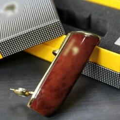Cohiba® Sigarenaansteker - Sigarenboor - Sigaren - Sigaar - Cohiba Aansteker - Sigarenboor - Sigaren Accessoires - Sigarenknipper - Sigaar Aansteker - Cohiba - Incl. Luxe Geschenkdoos - Rood -Barbecues Verkoopwinkel 1200x1200 515