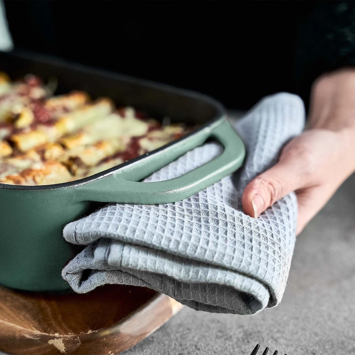 Springlane Gietijzer Ovenschaal Mint - 39,2 X 21,2 Cm, 4 L 7 Springlane Gietijzer Ovenschaal Mint - 39,2 X 21,2 Cm, 4 L - Afbeelding 7