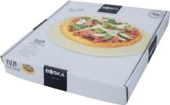 Boska Pizzasteen Deluxe - Voor Oven & BBQ - Knapperige Pizza's - Ø 29.5 Cm - BBQ Accessoires -Barbecues Verkoopwinkel 1200x740 1