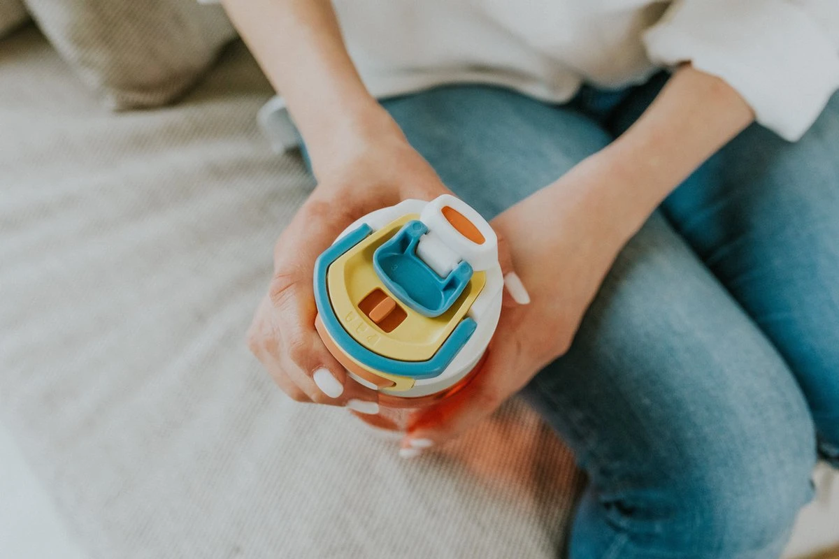 Kambukka Elton Drinkfles 750ml - Wild Flamingo Met 3-in-1 Lid En Makkelijke Reiniging 7 Kambukka Elton Drinkfles 750ml - Wild Flamingo Met 3-in-1 Lid En Makkelijke Reiniging - Afbeelding 7