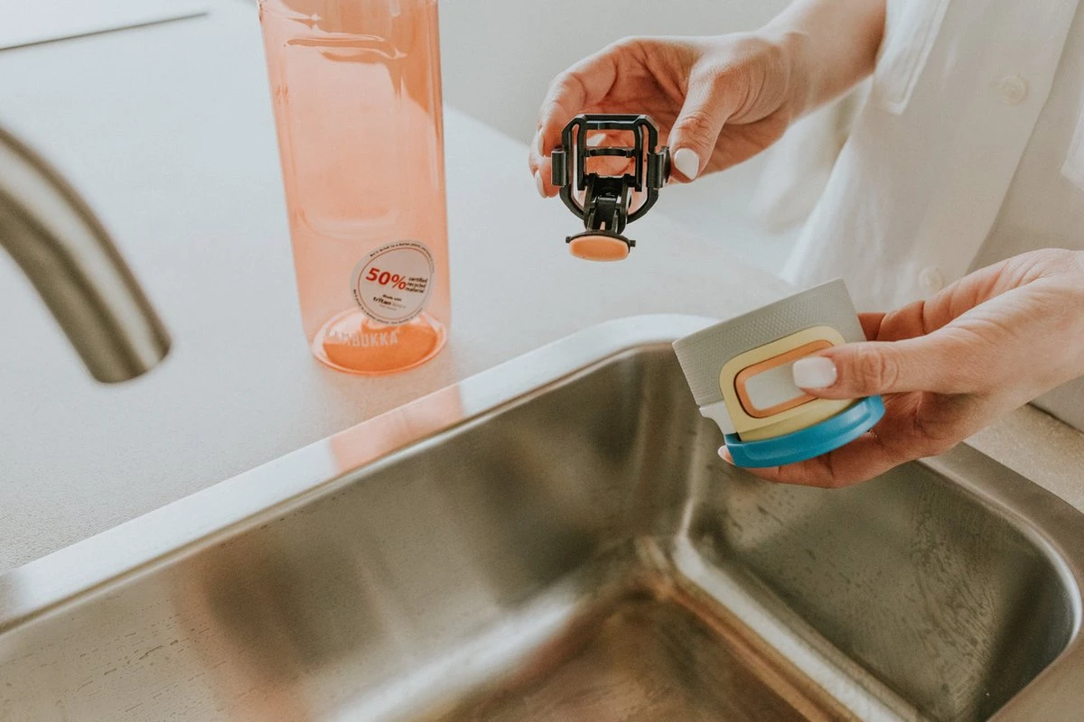 Kambukka Elton Drinkfles 750ml - Wild Flamingo Met 3-in-1 Lid En Makkelijke Reiniging 10 Kambukka Elton Drinkfles 750ml - Wild Flamingo Met 3-in-1 Lid En Makkelijke Reiniging - Afbeelding 10