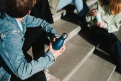 Juicy Blossom Drinkfles - 500ml - Stainless Steel Bottle - Roestvrij Staal - Waterfles - Drinkbus - Thermosfles (Nachtblauw) -Barbecues Verkoopwinkel 1200x800 230