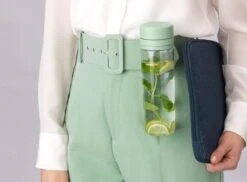 Brabantia Make & Take Drinkfles Met Fruitfilter - 0,5 L - Jade Green -Barbecues Verkoopwinkel 1200x882 2