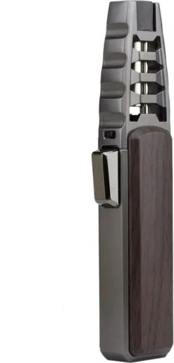 Merkloos Turbo Jetflame Aansteker - Gasbrander - Vuurwerk Torch - Crème Brûlée Brander - BBQ En Sigaren Aansteker - Windproof - Walnoothout Met Grijze Metalen Behuizing -Barbecues Verkoopwinkel 577x1200