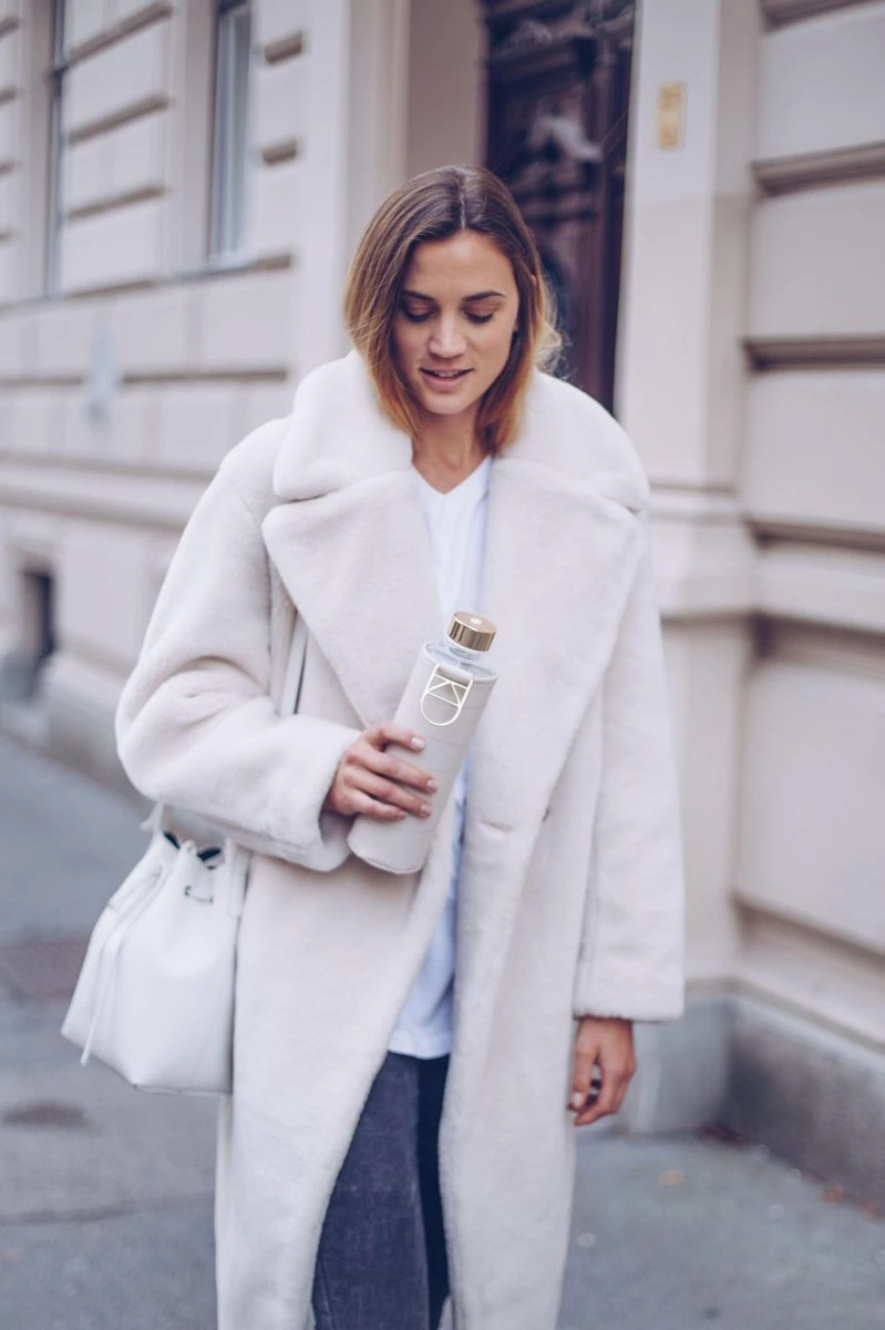 Equa Glazen Waterfles 750 Ml Mismatch Met Hoes - Beige 7 Equa Glazen Waterfles 750 Ml Mismatch Met Hoes - Beige - Afbeelding 7