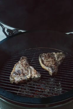 Kamado Vilt | BBQ Vilt | 3 Mm Dik ZWART | Kamado Vervangingsvilt | Hitteseal / Luchtseal BBQ | Geschikt Voor: Big Green Egg, Black Bastard, Kamado Joe, Big Joe & Grill Guru -Barbecues Verkoopwinkel 800x1200