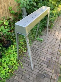 Spiedini Saté-bbq Bali 80 - Saté Houtskoolbarbecue Met Horizontaal Rooster - 80 Cm Lang, 11 Cm Breed - Materiaal: Gealuminiseerd Ijzer -Barbecues Verkoopwinkel 899x1200 3